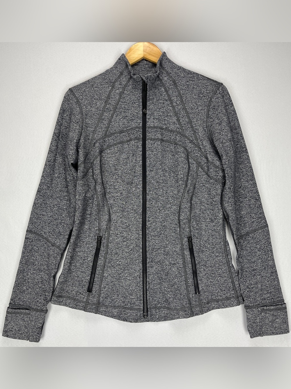 Lululemon Define Jacket Womens Size 12 Heather Gray Full Zip Pockets Ventilation